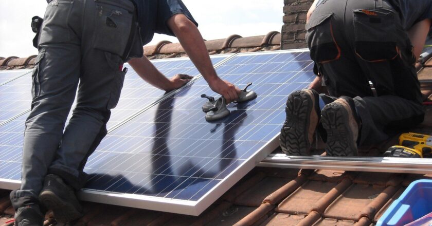 The Pros and Cons of Solar Panel Ground Mounts